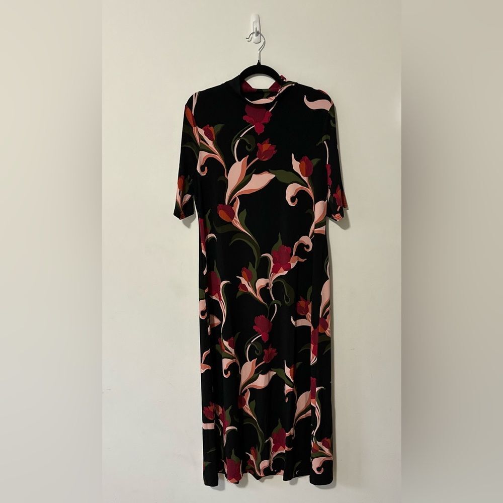 Chico's Soft Knit Mock Neck Floral Maxi Dress Sz 2 US L Black Red Short Sleeves
